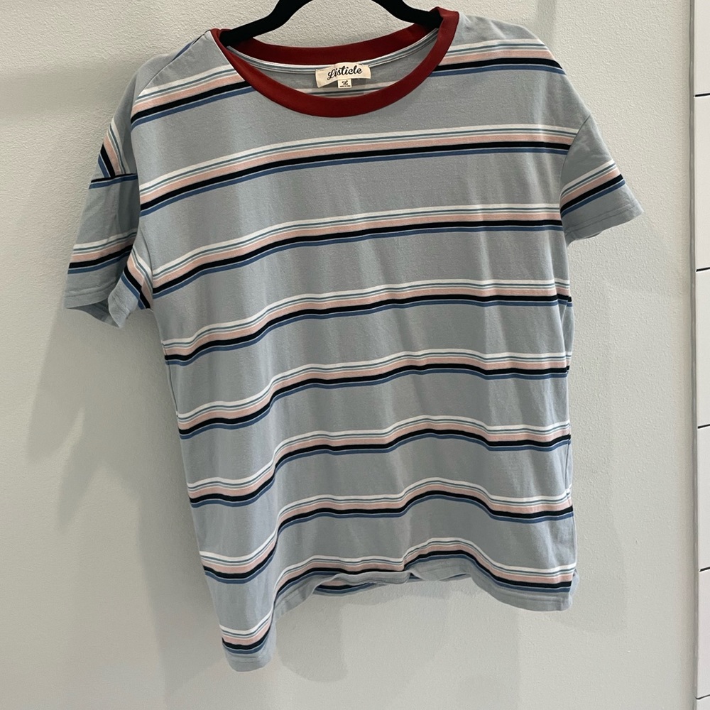 Barely worn soft t shirt